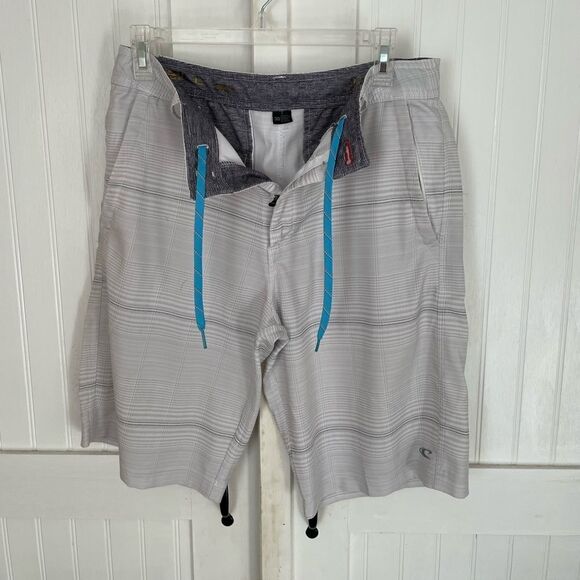 O'Neill Other - O’NEILL MEN’S shorts 30 waist hybrid